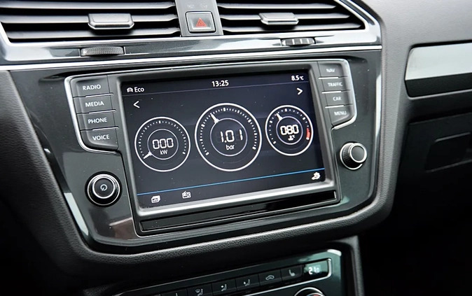 Volkswagen Tiguan cena 85900 przebieg: 182000, rok produkcji 2016 z Radymno małe 466
